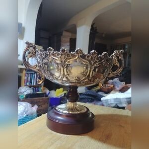Vintage or antique silver-plated pedestal fruit bowl